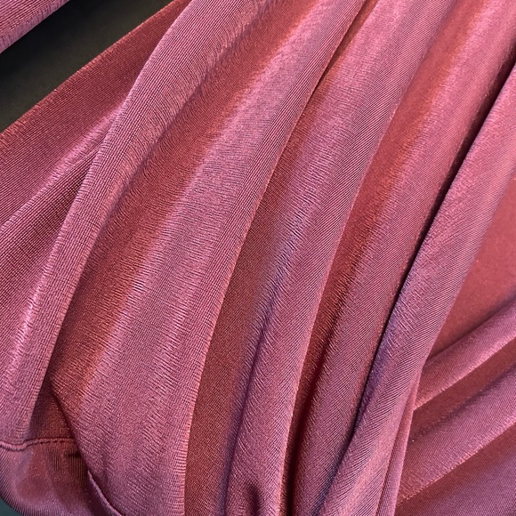 🏷️ 3 for $30  NWOT draped shirt - Picture 3 of 4